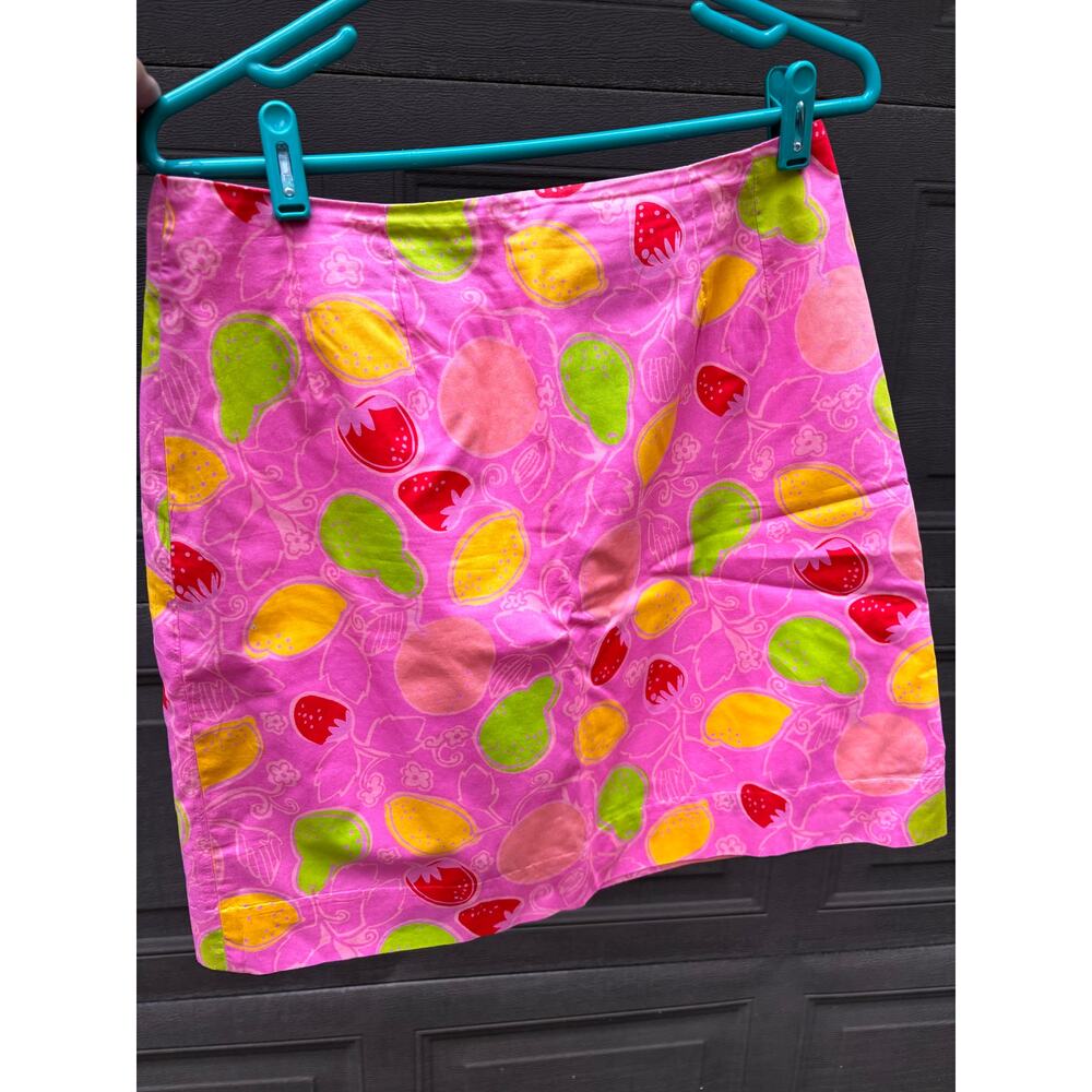 Lilly Pulitzer pink skirt size 6